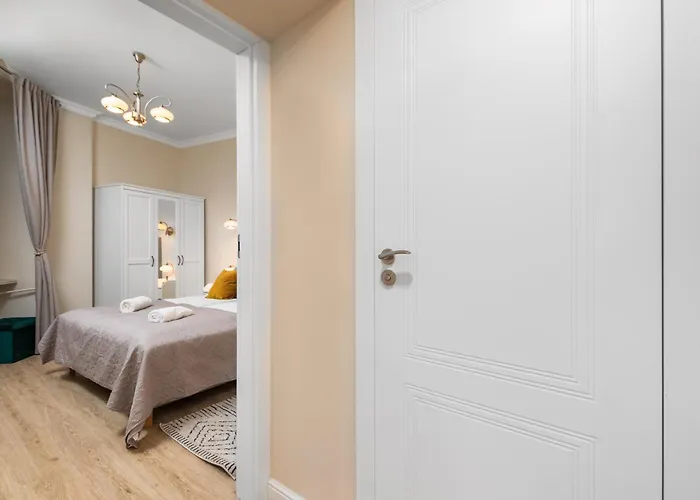 Filtrowa 75 By Homeprime