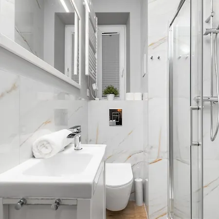 Filtrowa 75 By Homeprime *