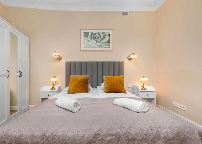 Filtrowa 75 By Homeprime Apartament